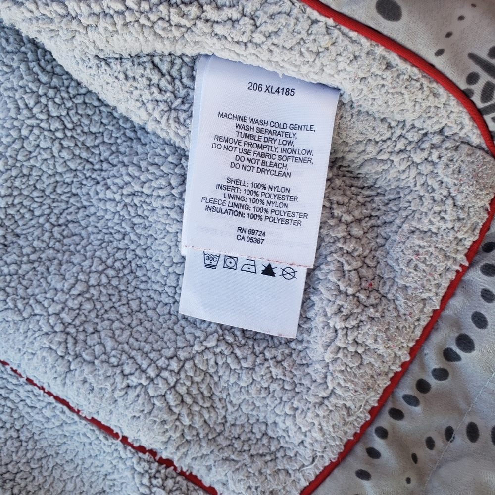 Women’s Red and White Columbia jacket SMALL - Picture 15 of 16